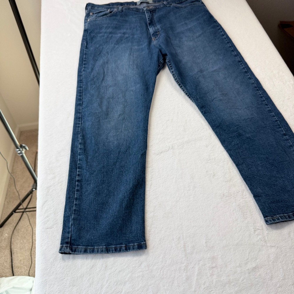 Wrangler‎ Authentics Straight Leg Mens Jeans 38x29 Blue Good Classic Denim - Picture 2 of 13